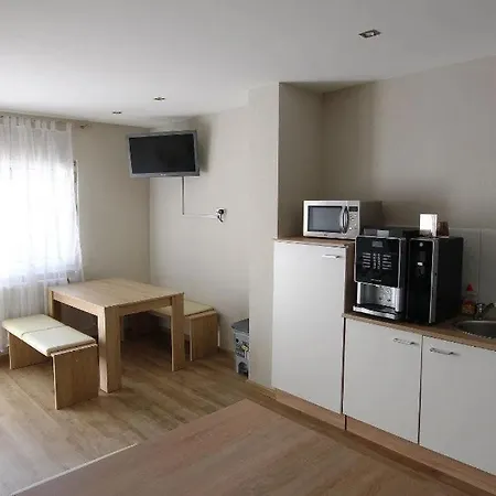 Homestay Yel Ludwigshafen am Rhein