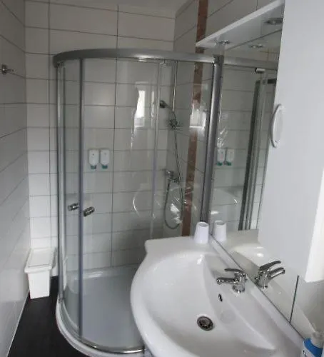 Séjour chez l'habitant Yel *